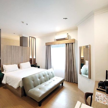 Royal Park Hotel Samarinda Extérieur photo