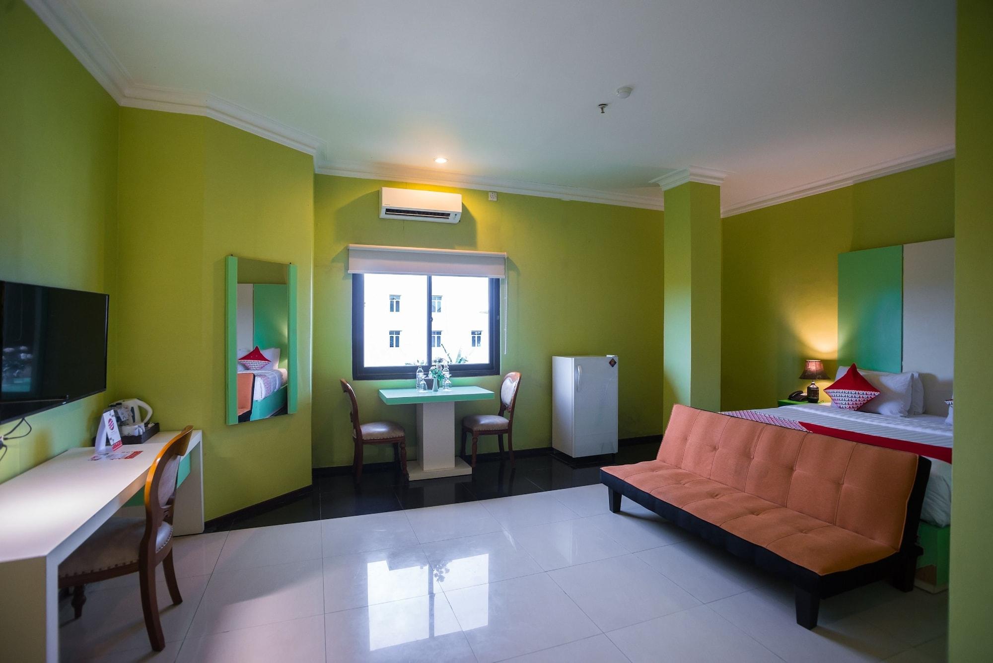 Royal Park Hotel Samarinda Extérieur photo