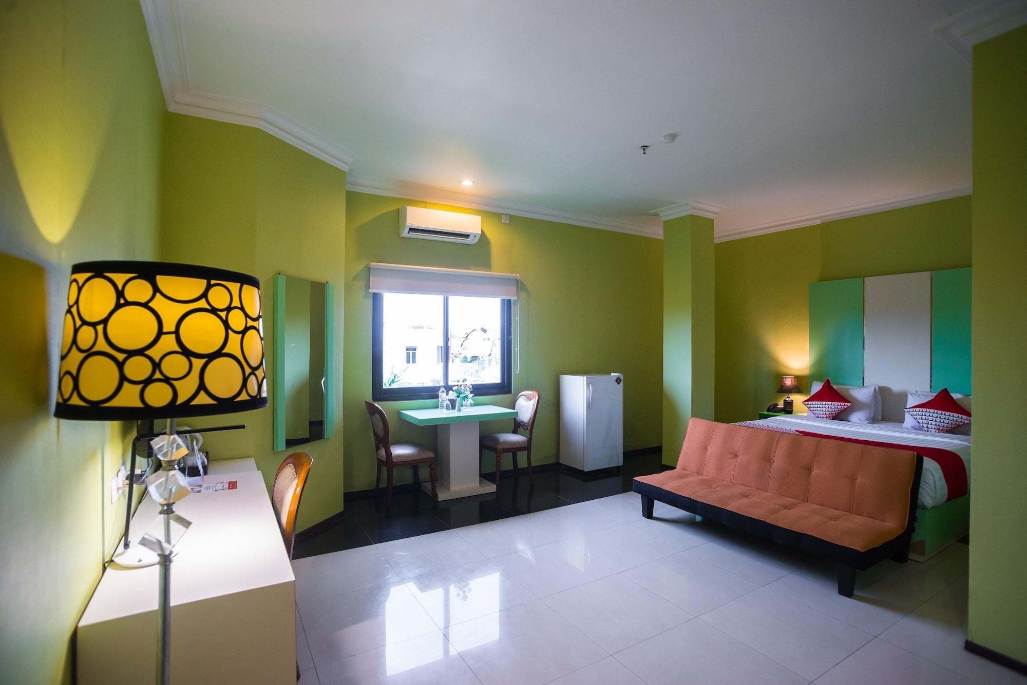 Royal Park Hotel Samarinda Extérieur photo
