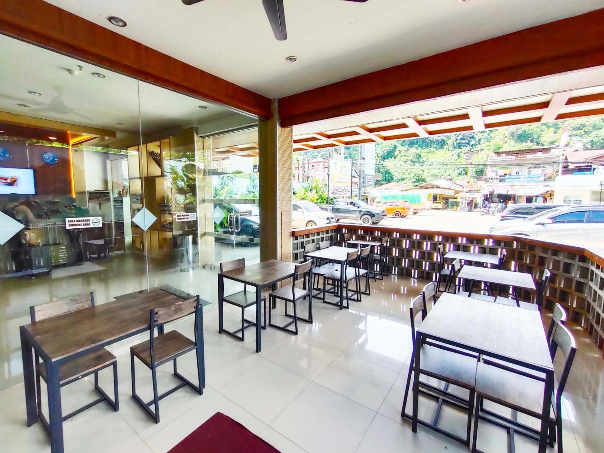 Royal Park Hotel Samarinda Extérieur photo